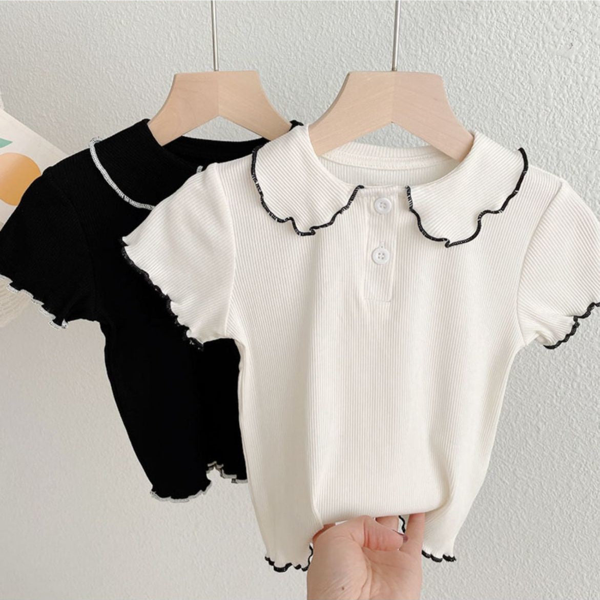 Camiseta de Manga Curta para Meninas com Gola de Boneca