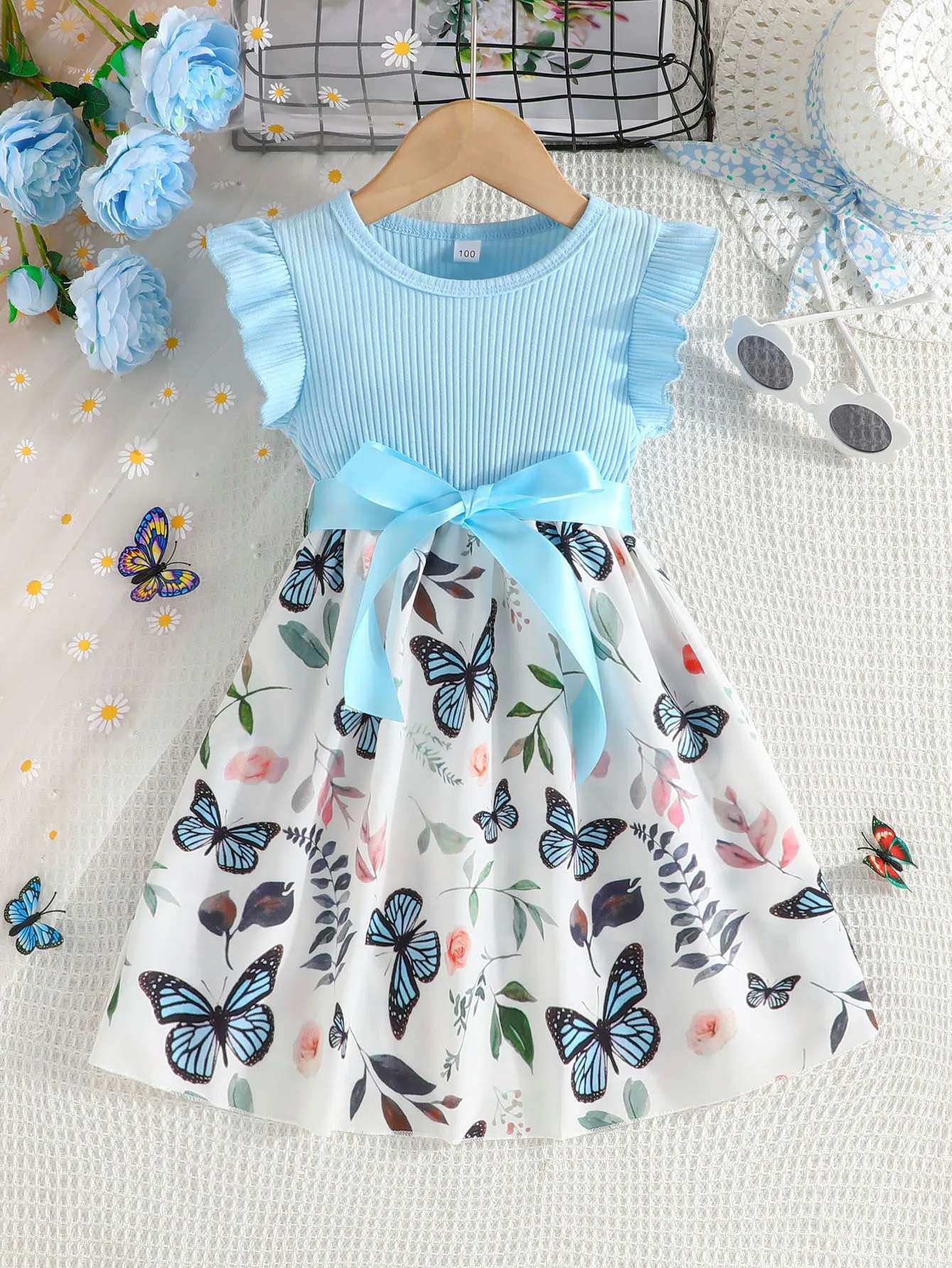Vestido de Princesa para Menina com Estampa de Borboletas