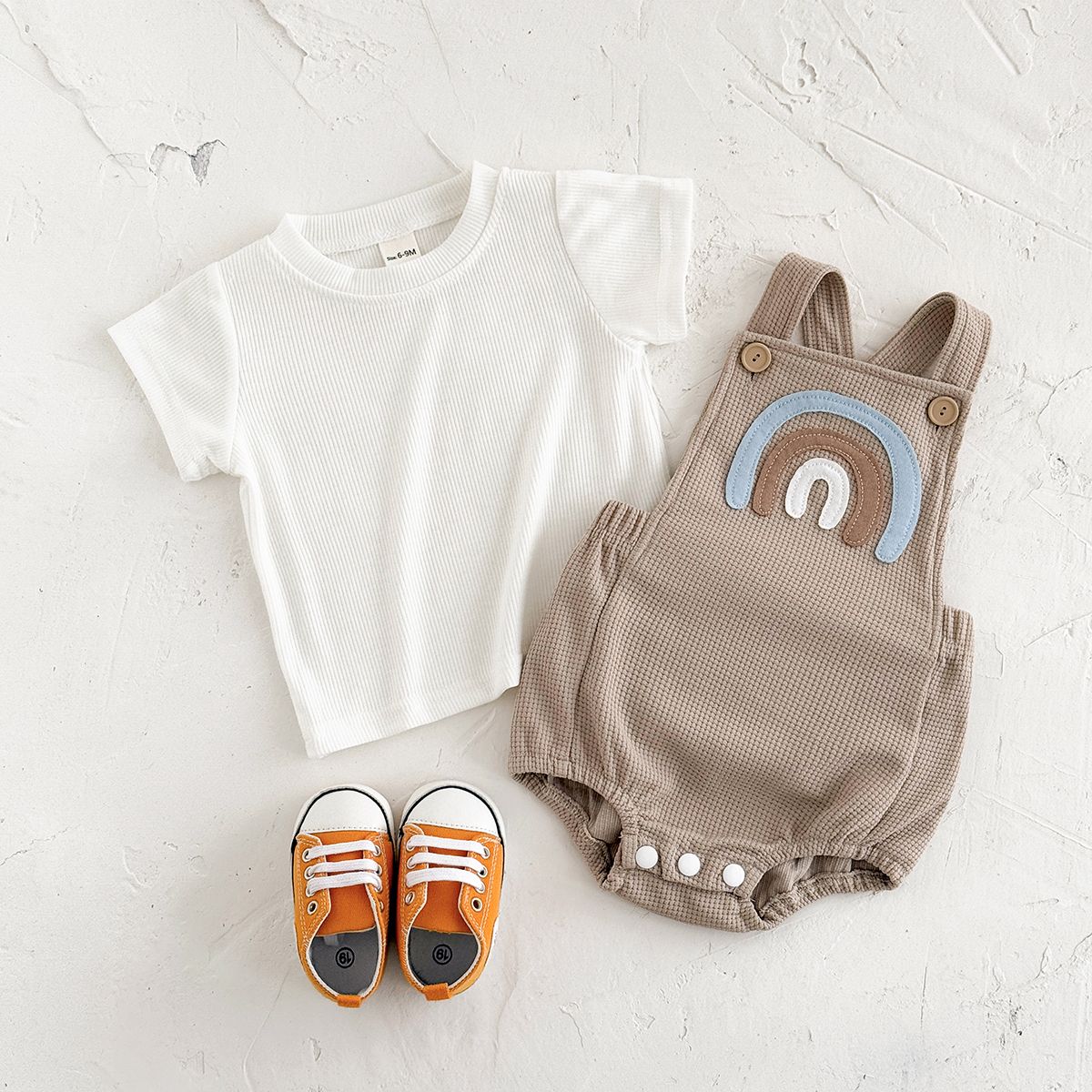 Conjunto de Verão para Bebê com Macacão e Camiseta (2 Peças)