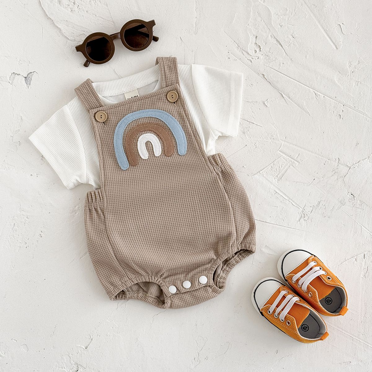 Conjunto de Verão para Bebê com Macacão e Camiseta (2 Peças)