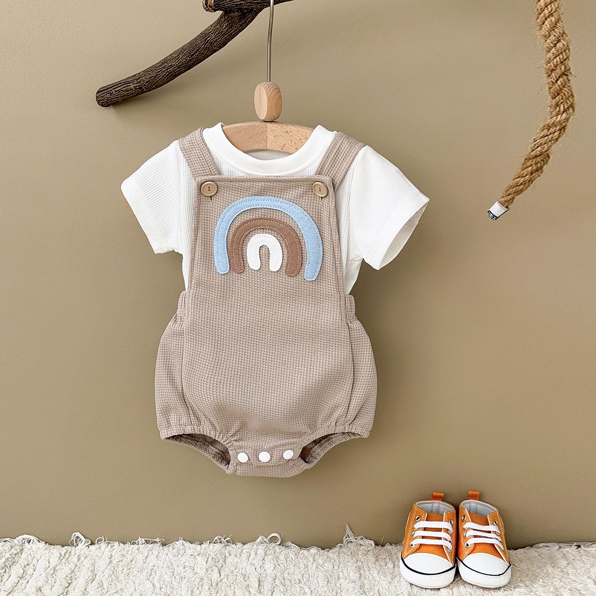 Conjunto de Verão para Bebê com Macacão e Camiseta (2 Peças)