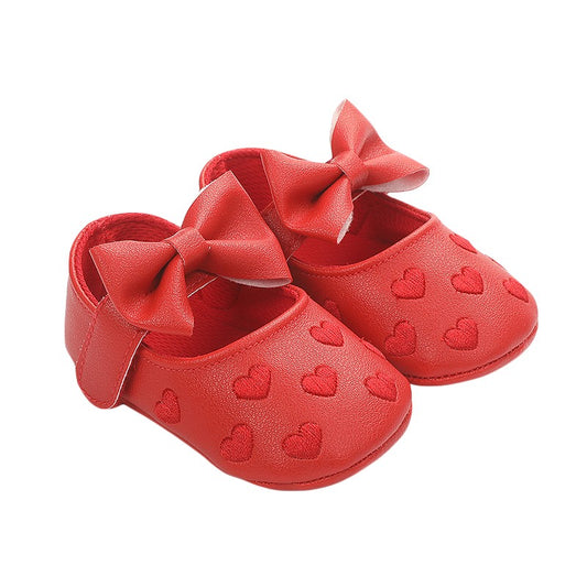 Mocassim de Bebê Antiderrapante com Decoração de Coração e Laço