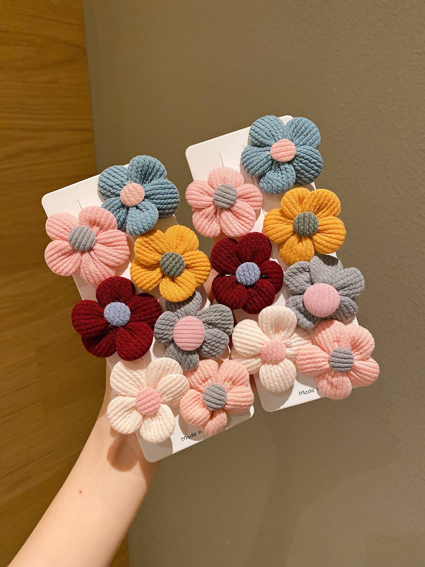 Elásticos de Cabelo com Flores de Lã Kit de 14/28 Peças